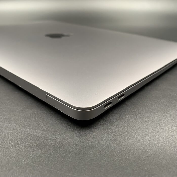 Macbook Air M1 13-inch 256GB Space Grey - Image 5