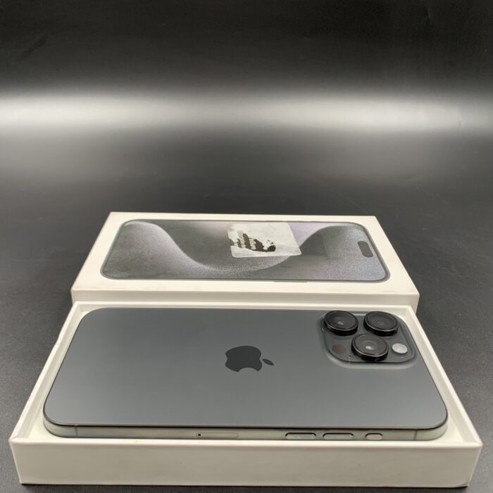 iPhone 15 Pro Max 256GB Black Titanium - Image 2