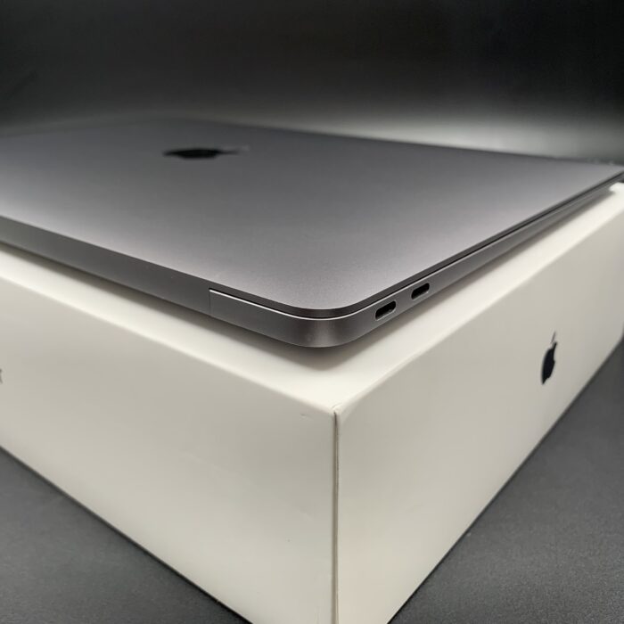 Macbook Air M1 13-inch 256GB Space Grey - Image 5