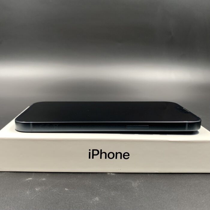 iPhone 13 128GB Midnight - Image 3