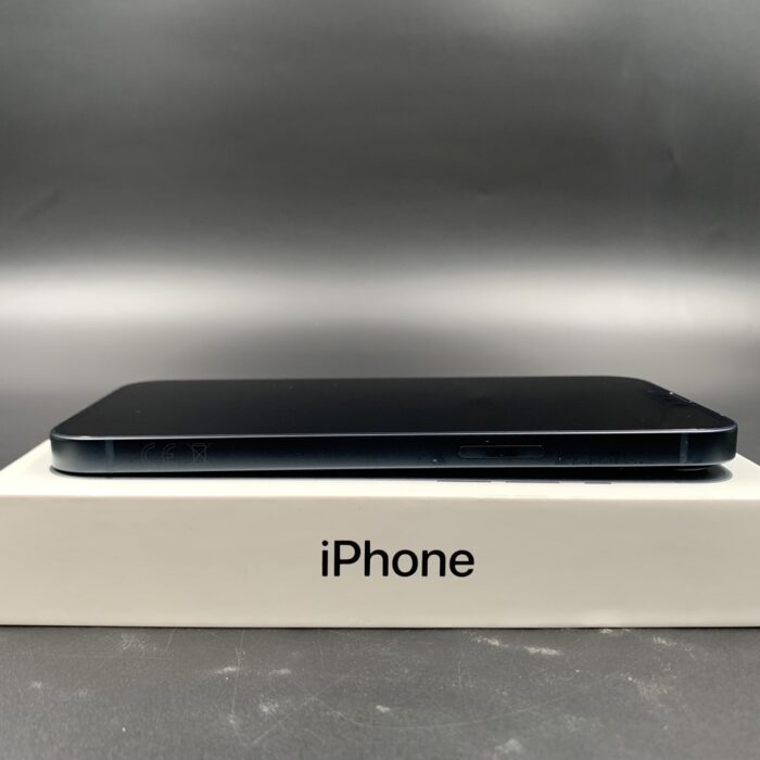 iPhone 13 256GB Midnight - Image 3