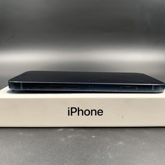 iPhone 13 128GB Midnight - Image 5