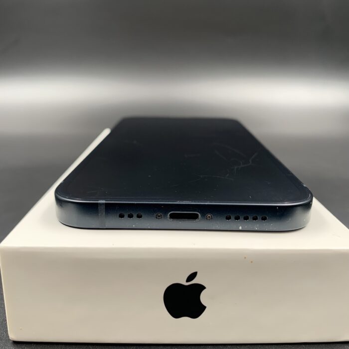 iPhone 13 128GB Midnight - Image 6