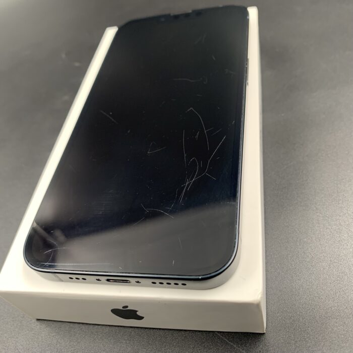 iPhone 13 128GB Midnight - Image 7
