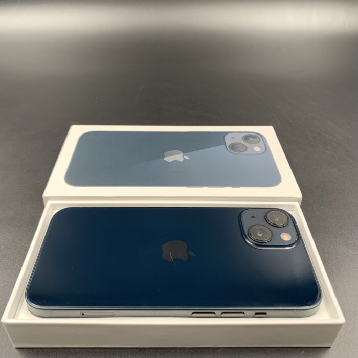 iPhone 13 128GB Midnight - Image 2
