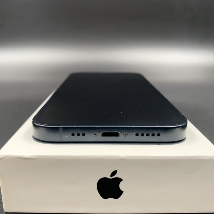iPhone 13 128GB Midnight - Image 6