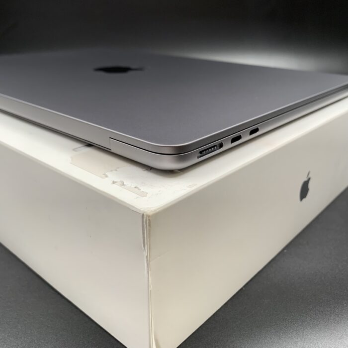 Macbook Air M3 13-inch 512GB Space Grey - Image 5