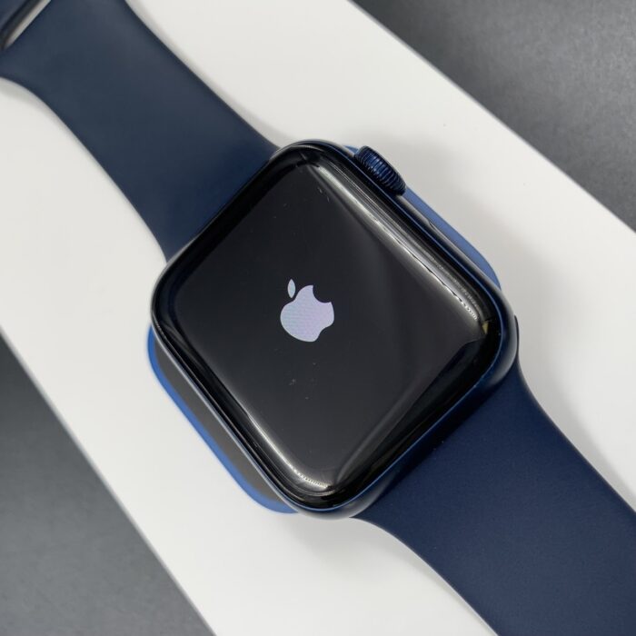 Apple Watch Series 6 40MM Blue - Image 6