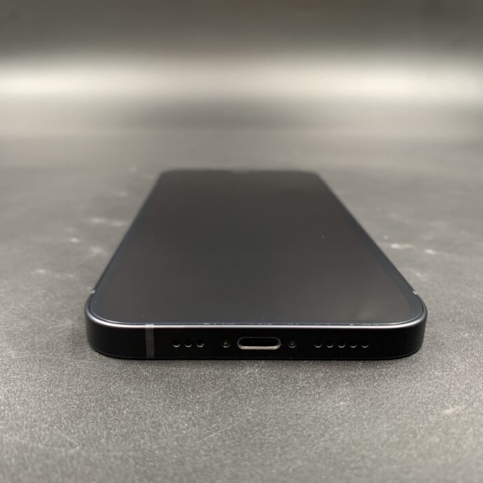 iPhone 12 64GB Black - Image 5