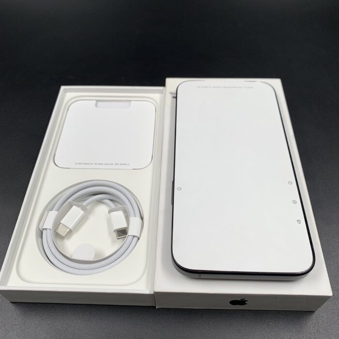 iPhone 15 Plus 128GB Black (New / Open Box) - Image 4