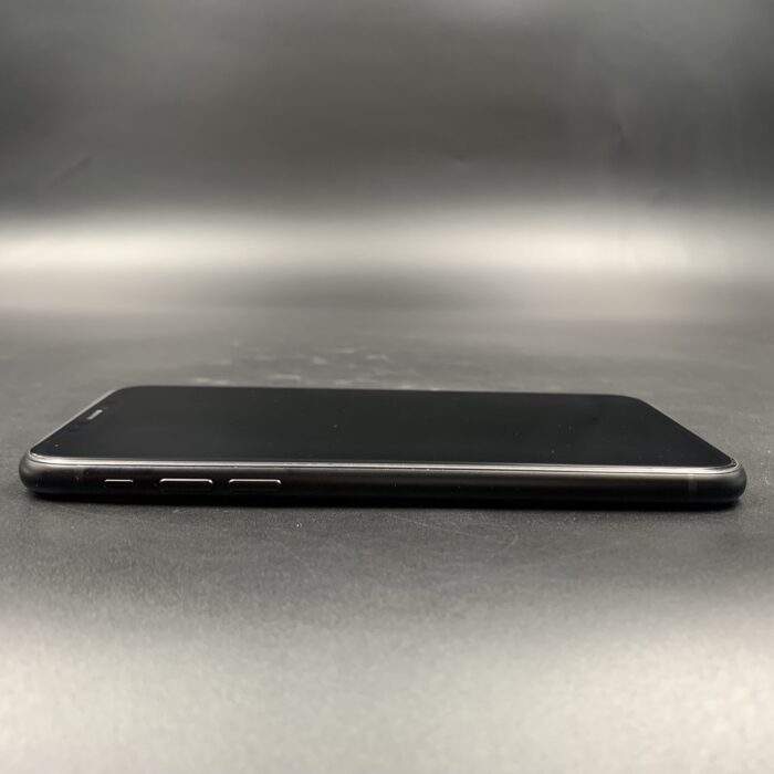 iPhone XR 64GB Black - Image 4