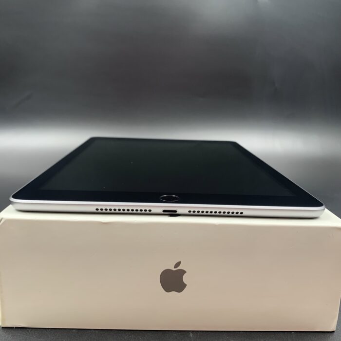 iPad 6th Generation 32GB Wifi + Cellular  Space Grey - Image 5