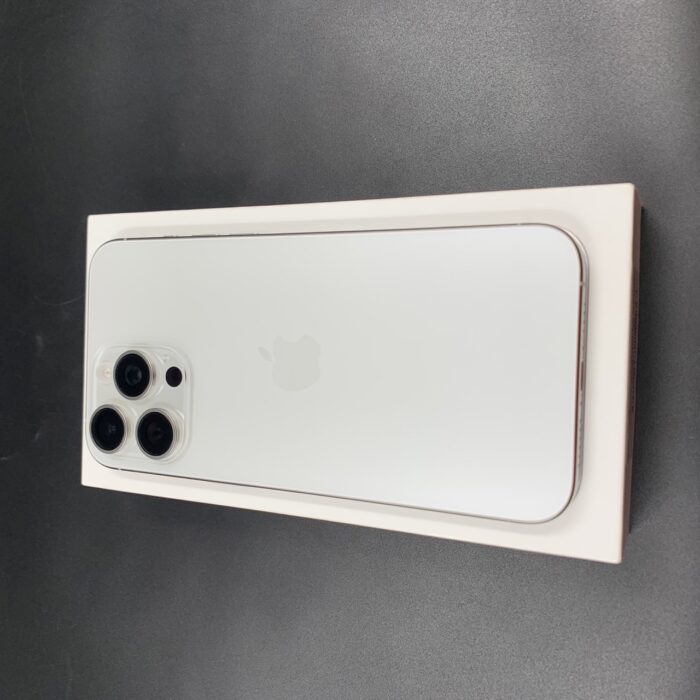 iPhone 15 Pro Max 256GB White Titanium - Image 7