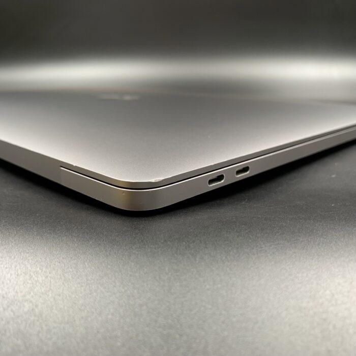 Macbook Pro 16" 2019 | 2.6Ghz Core i9 | 32GB Ram 512GB | Space Grey - Image 5