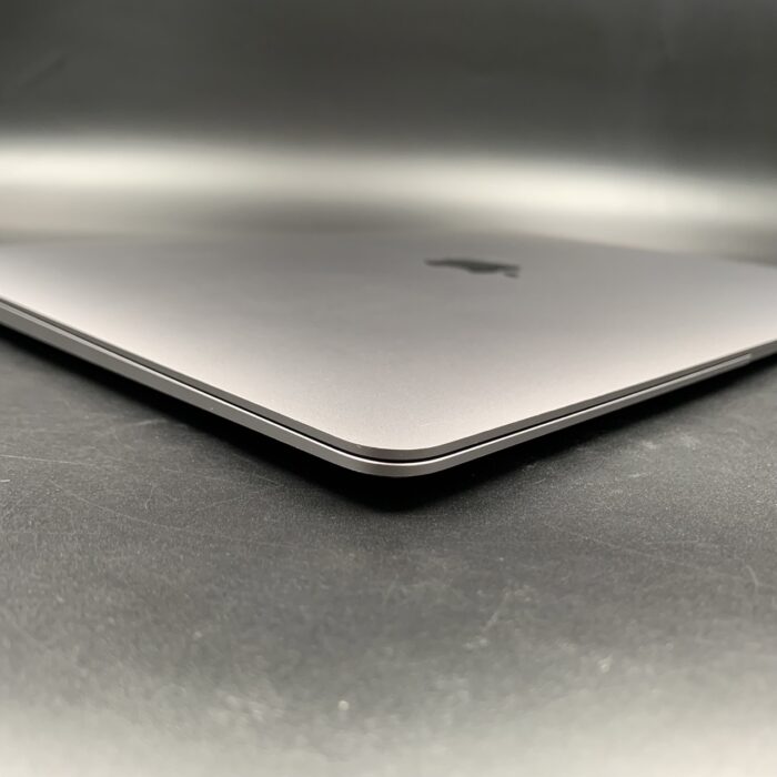 Macbook Air M1 13-inch 256GB Space Grey - Image 2
