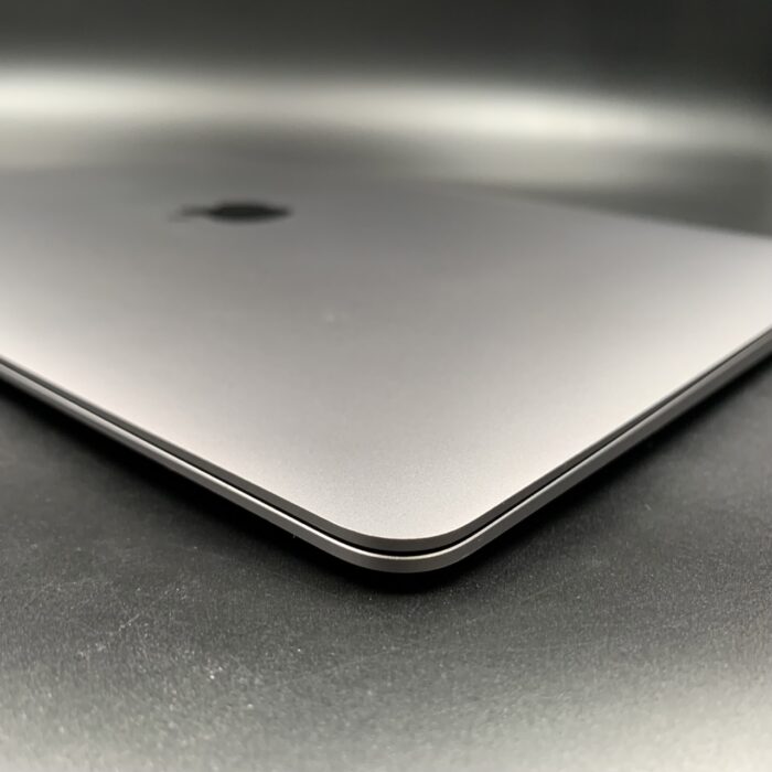 Macbook Air M1 13-inch 256GB Space Grey - Image 3