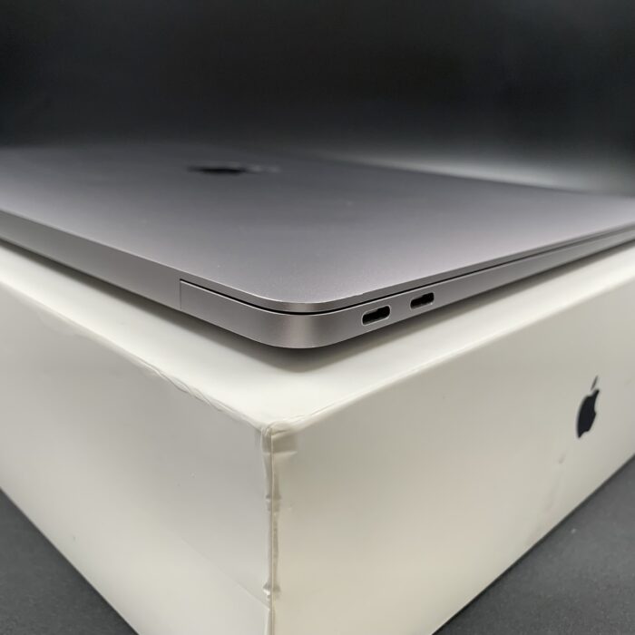 Macbook Air 13" 2018 Space Grey - Image 5