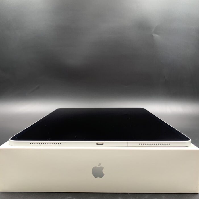 iPad Pro 12.9 (4th Generation) 1TB Wifi + Cellular Silver - Image 5
