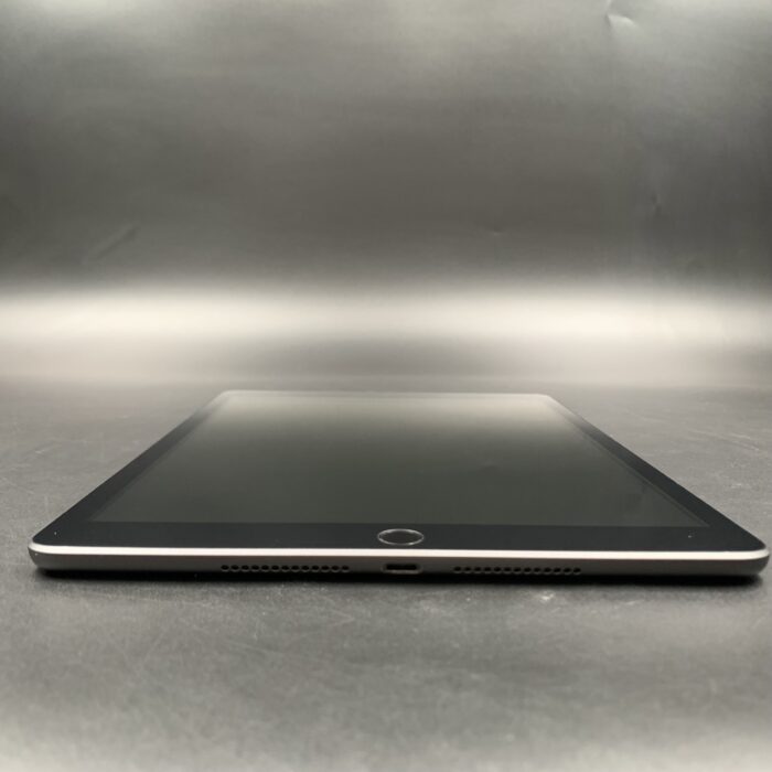 iPad (7th Gen) 32GB Space Grey - Image 6