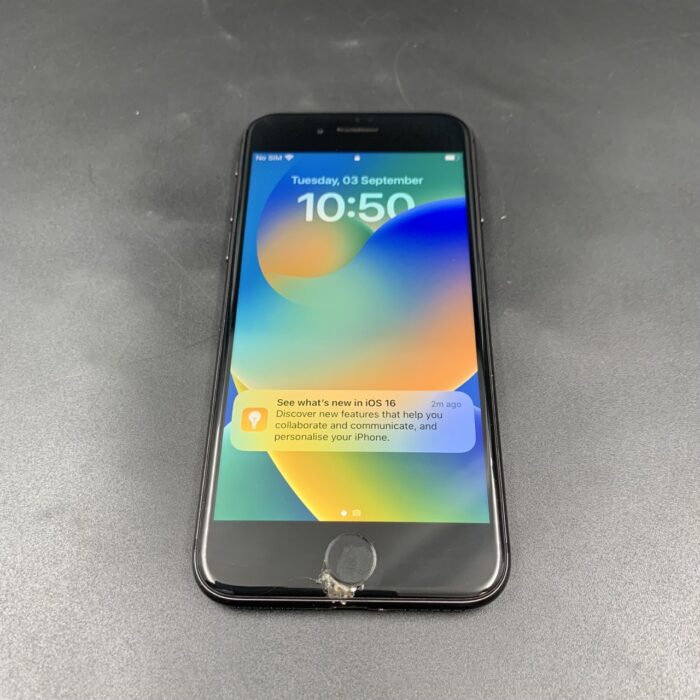 iPhone 8 64GB Space Grey (Cracked Screen) - Image 6