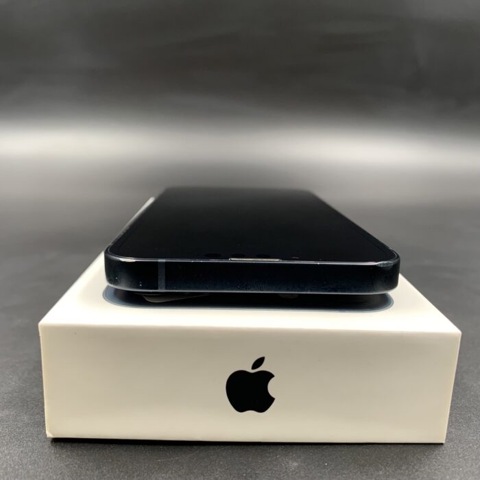 iPhone 13 128GB Midnight - Image 5