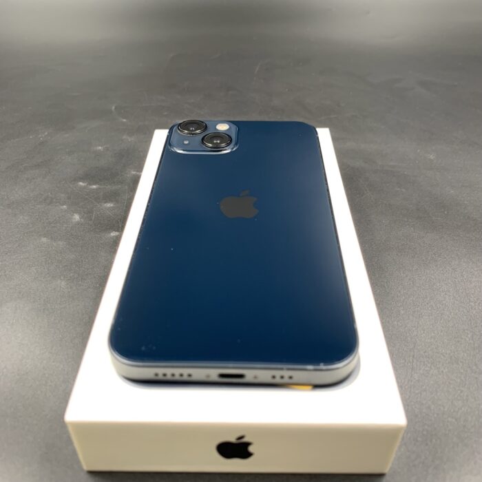 iPhone 13 128GB Midnight - Image 9
