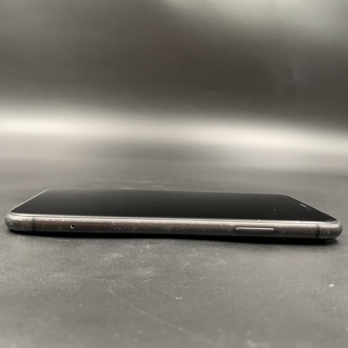 iPhone 11 256GB Black - Image 2