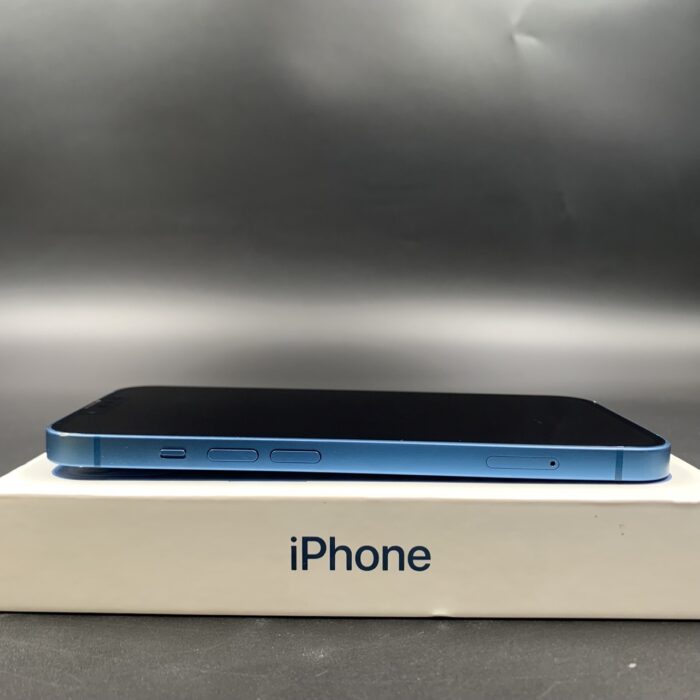 iPhone 13 128GB Blue - Image 4