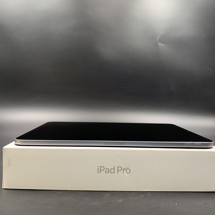 iPad Pro 11-inch M2 128GB (4th Generation) Wifi Space Gray - Image 2