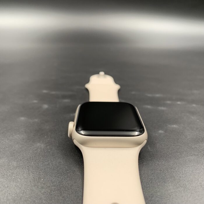 Apple Watch SE (2nd Generation) 40MM Silver - Image 3