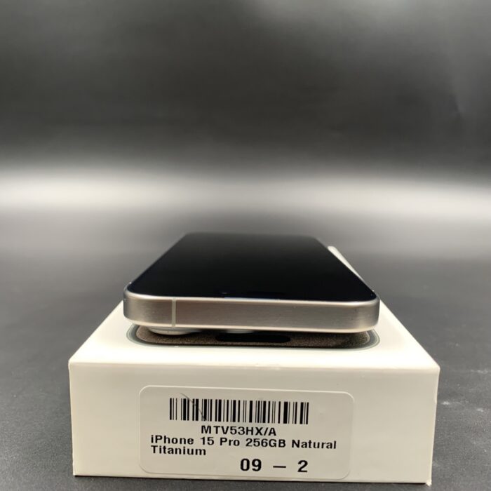 iPhone 15 Pro 256GB Natural Titanium - Image 4