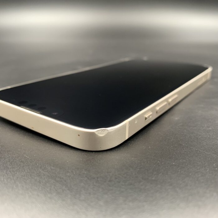 iPhone 13 128GB Starlight - Image 4