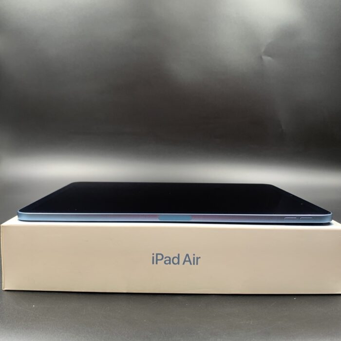 iPad Air 5th Gen M1 | 64GB | Blue - Image 2