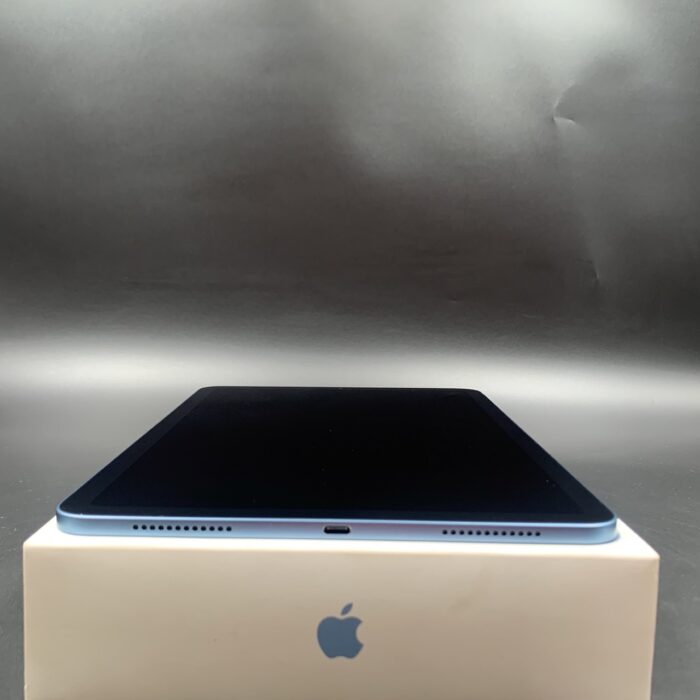iPad Air 5th Gen M1 | 64GB | Blue - Image 5