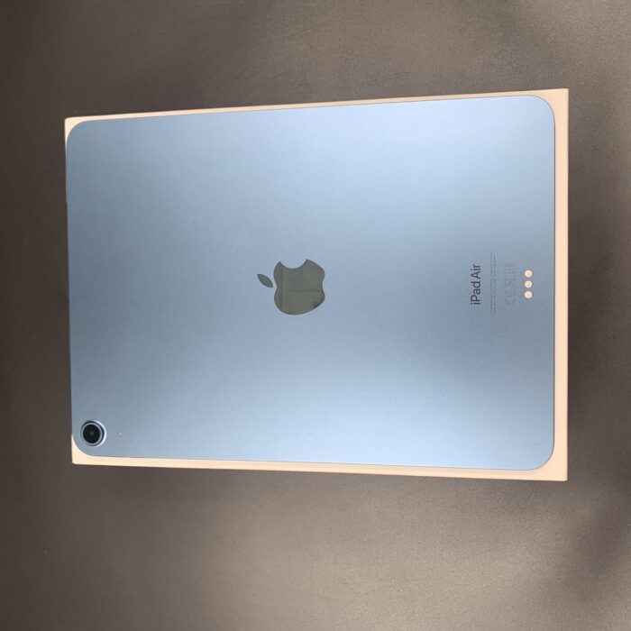 iPad Air 5th Gen M1 | 64GB | Blue - Image 6