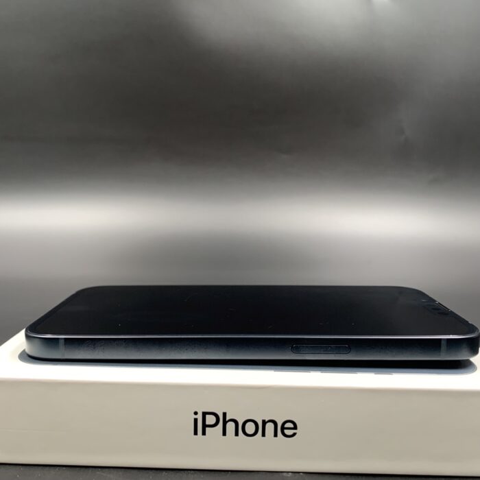 iPhone 13 128GB Midnight - Image 3