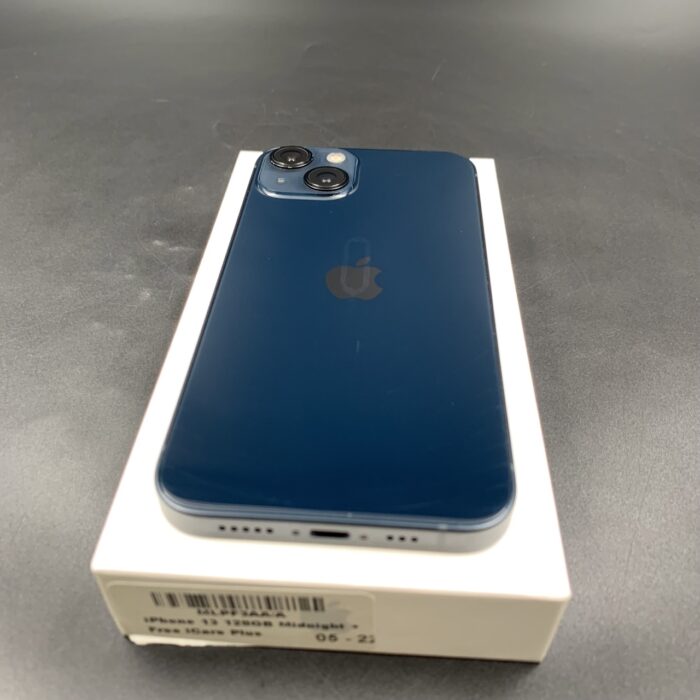 iPhone 13 128GB Midnight - Image 9