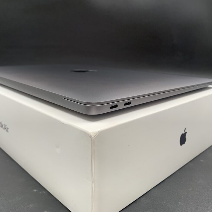 Macbook Air M1 13-inch 256GB Space Grey - Image 5