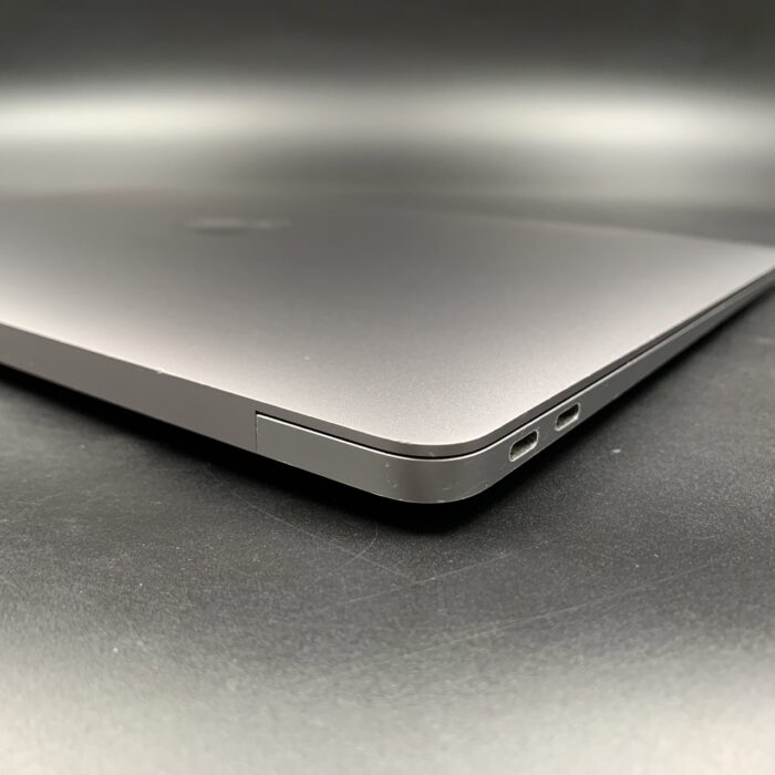 Macbook Air M1 13-inch 256GB Space Grey - Image 5