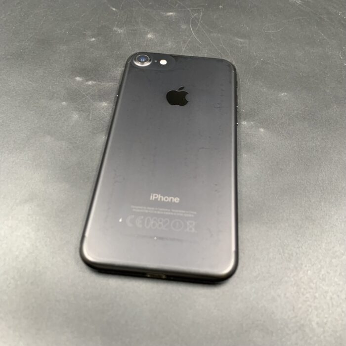 iPhone 7 128GB Black - Image 6