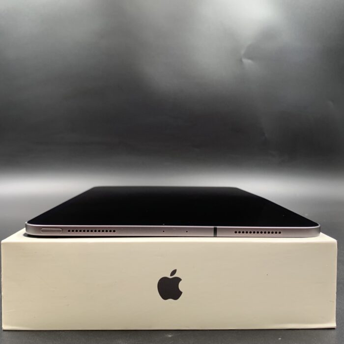 iPad Pro 11-inch 64GB Space Gray Wi-Fi + Cellular - Image 4