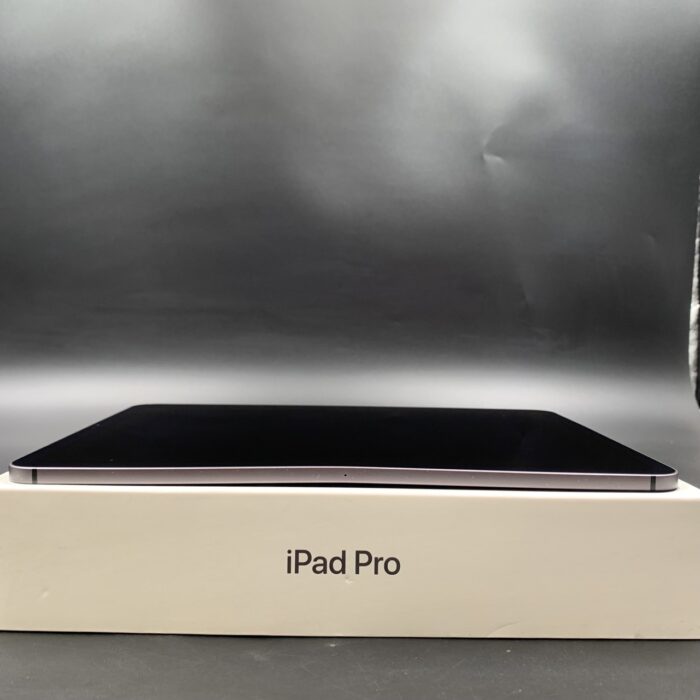 iPad Pro 11-inch 64GB Space Gray Wi-Fi + Cellular - Image 5