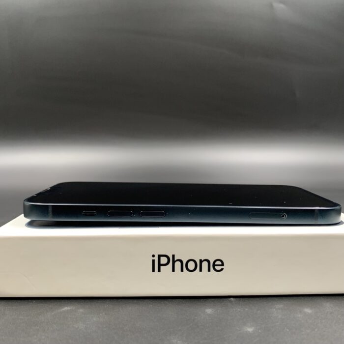 iPhone 13 128GB Midnight - Image 5