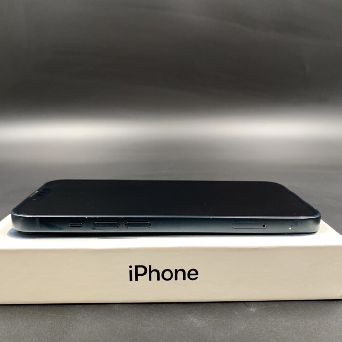 iPhone 13 128GB Midnight - Image 6