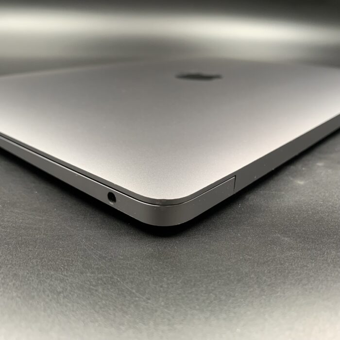 Macbook Air M1 13-inch 256GB Space Grey - Image 5