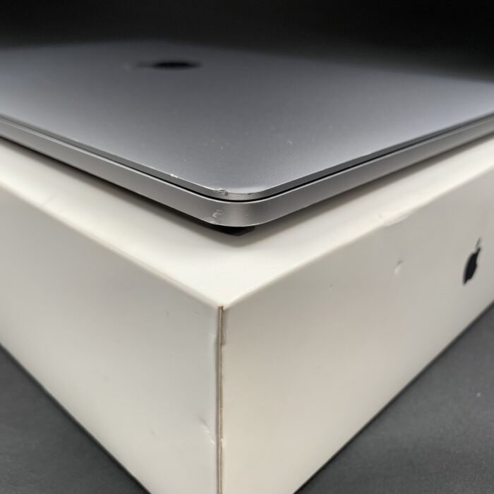Macbook Pro M1 13" 512GB | 16GB Ram | Space Grey - Image 3
