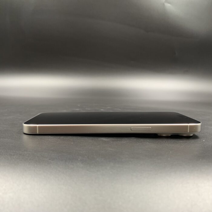 iPhone 15 Pro Max 256GB White Titanium - Image 2