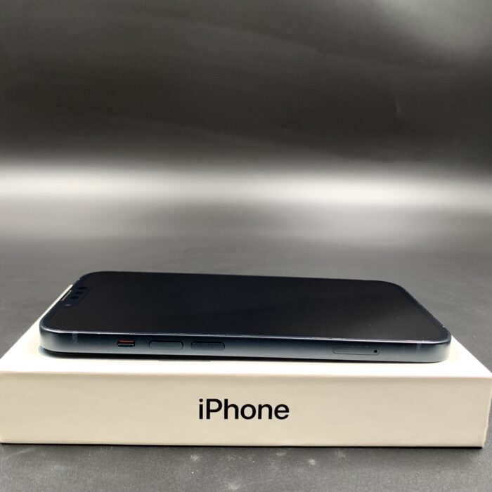 iPhone 13 128GB Midnight - Image 5