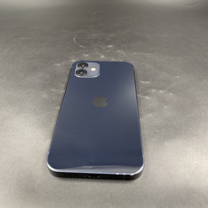 iPhone 12 64GB Black - Image 2