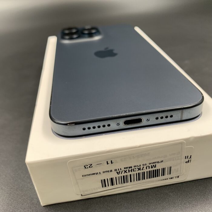 iPhone 15 Pro Max 1TB Blue Titanium - Image 10